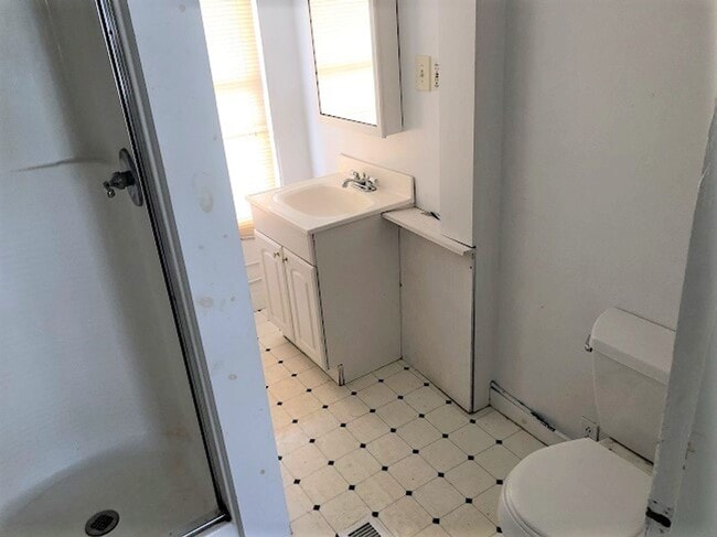 Photo - 98 N Main Ave Unit A