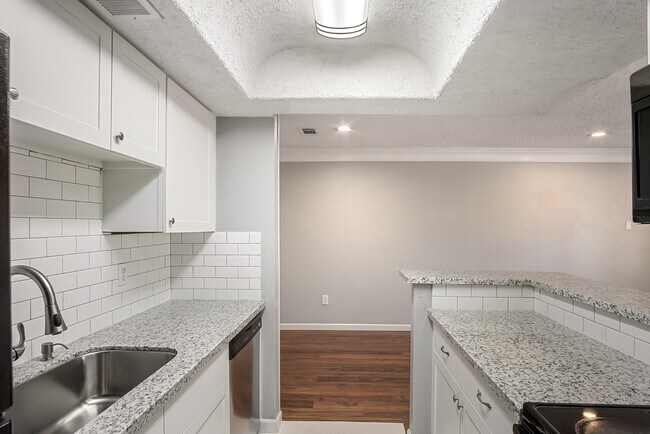 Photo - 7402 Alabonson Rd Unit 510