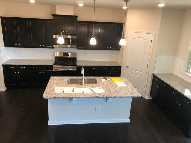 Photo - 1037 Bannister Rd