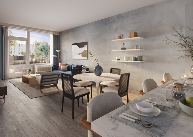 Photo - Hudson Piers