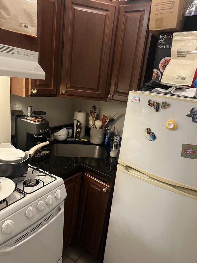 Building Photo - 38 Hemenway St