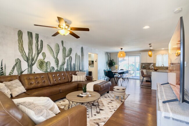 Photo - 14050 N 37th Way