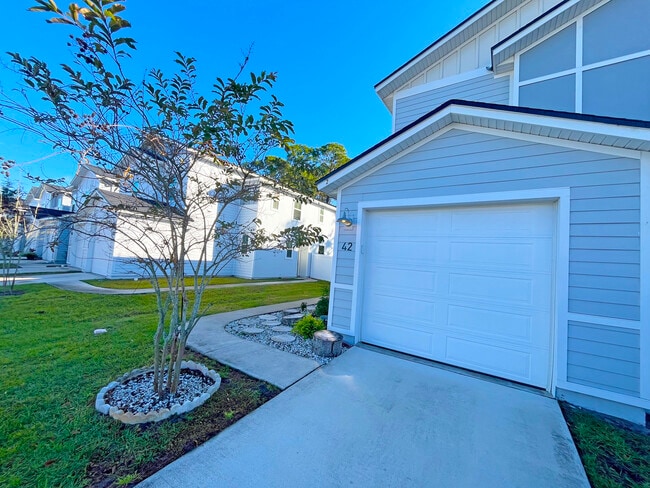 Photo - 42 Ridge Lake Rd