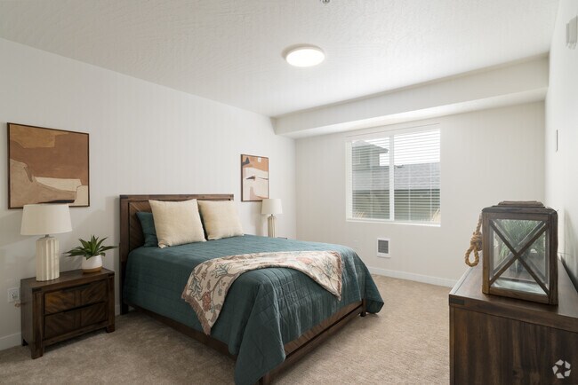 2BR, 2BA - 1195SF - Bedroom