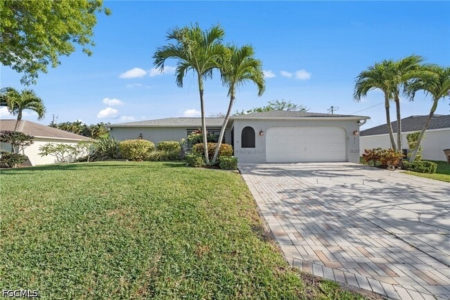Building Photo - 311 SW 19th Ln