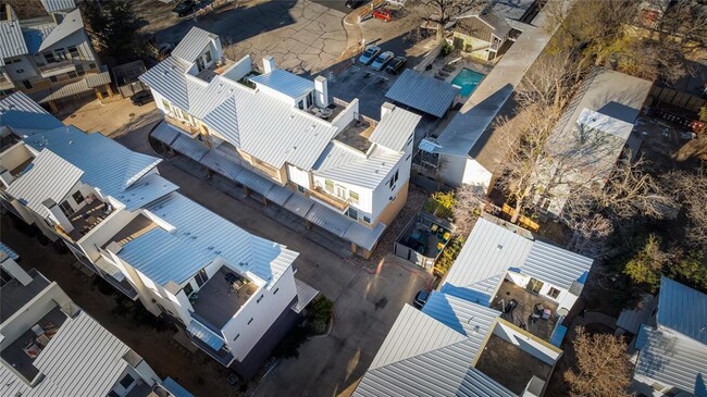 Photo - 2606 Wilson St