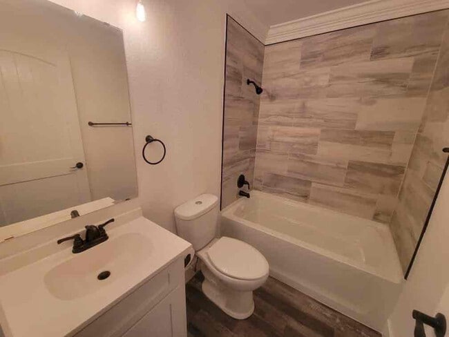 Photo - 1206 Boone St