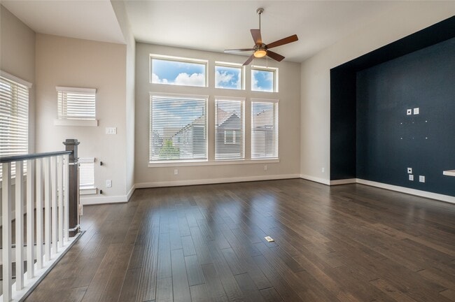Building Photo - 963 Lilly Flower Ln
