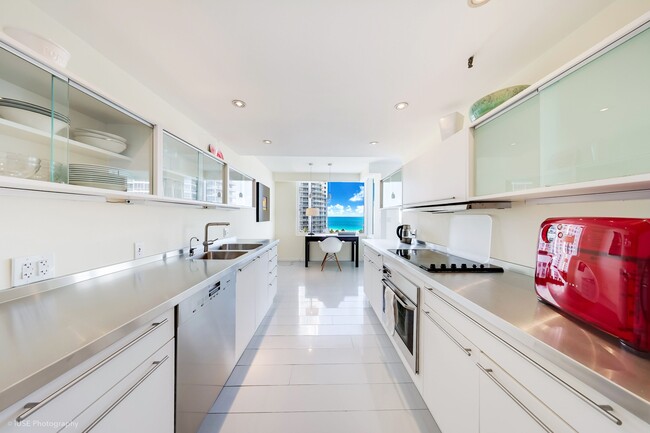 Photo - 400 South Pointe Dr Unit # 1104