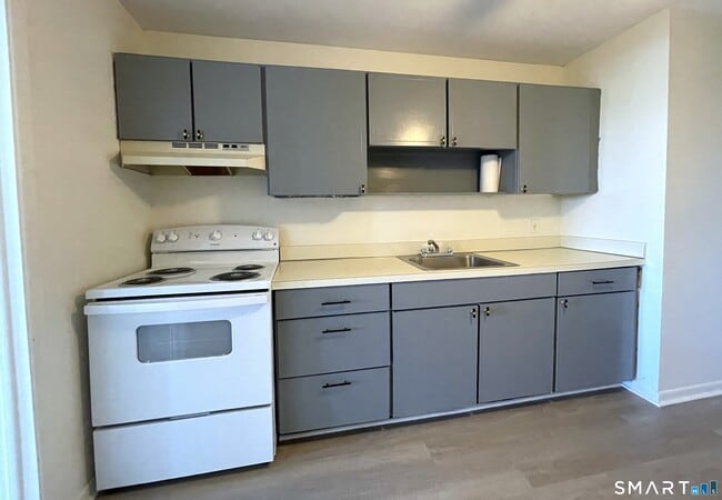 Photo - 1730 State St Unit 404