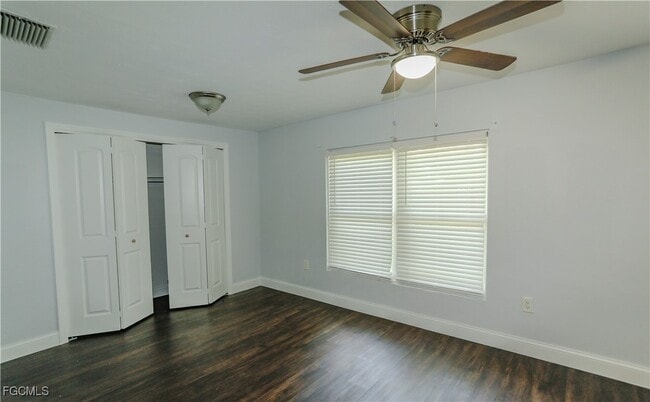 Photo - 310 Burland St
