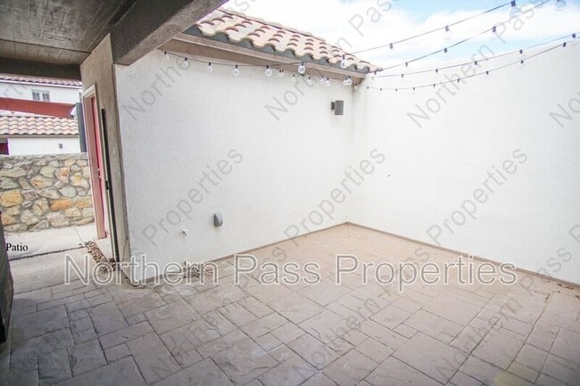 Photo - 4200 Camelot Heights Dr