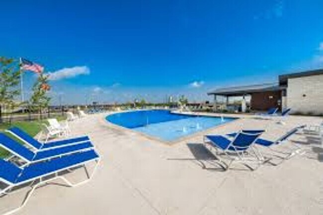 Photo - Spacious Family Home in Overlook at Creeks...