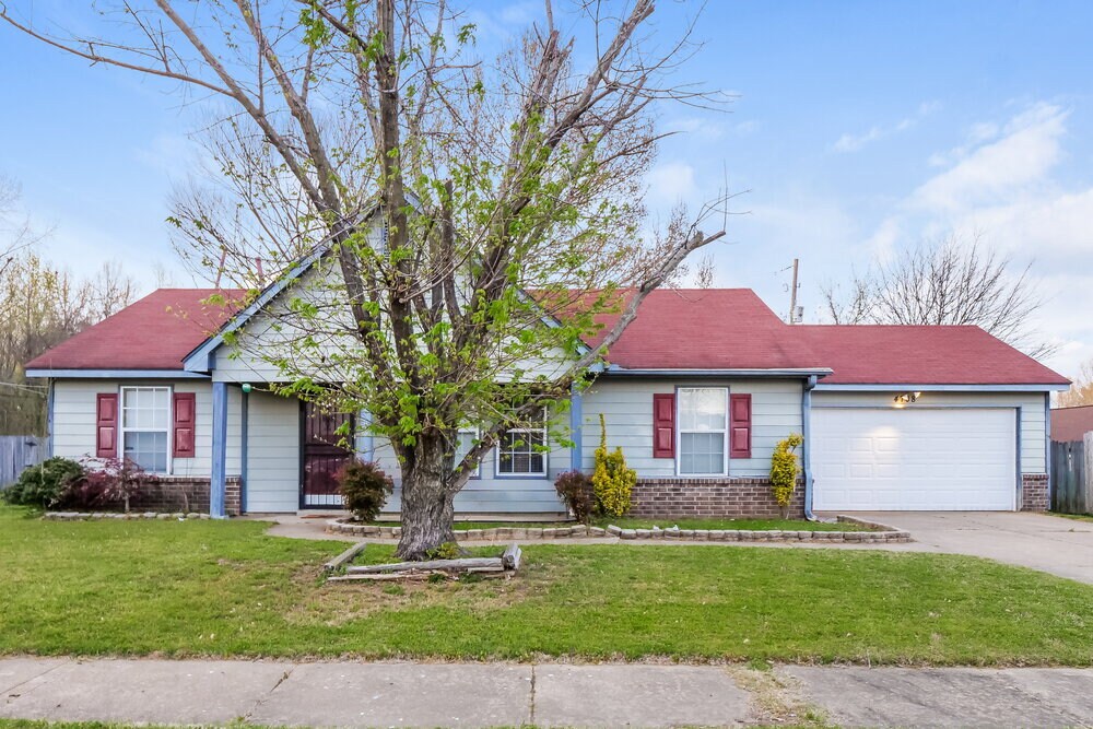 Photo - 4708 Longblade Ave