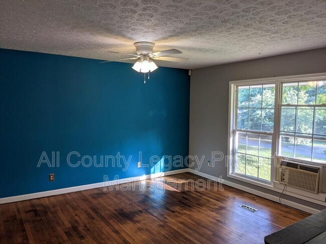 Photo - 173 Jarnigan Dr