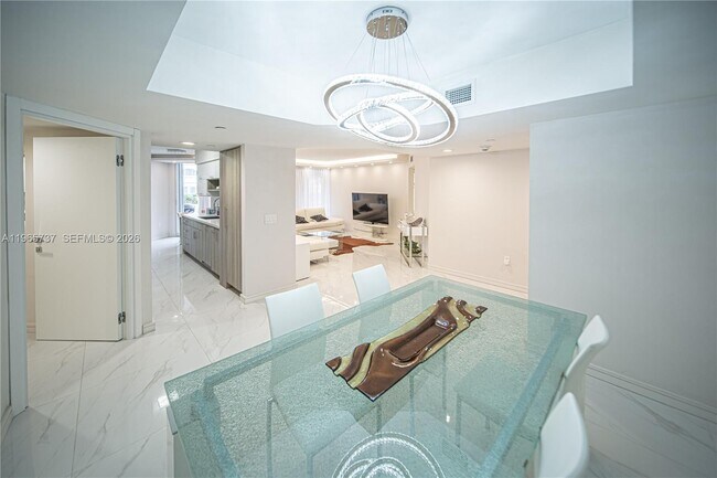 Photo - 16445 Collins Ave Unidad 425