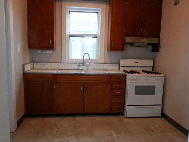 Photo - 26 Caroline Ave Unidad 2nd Floor