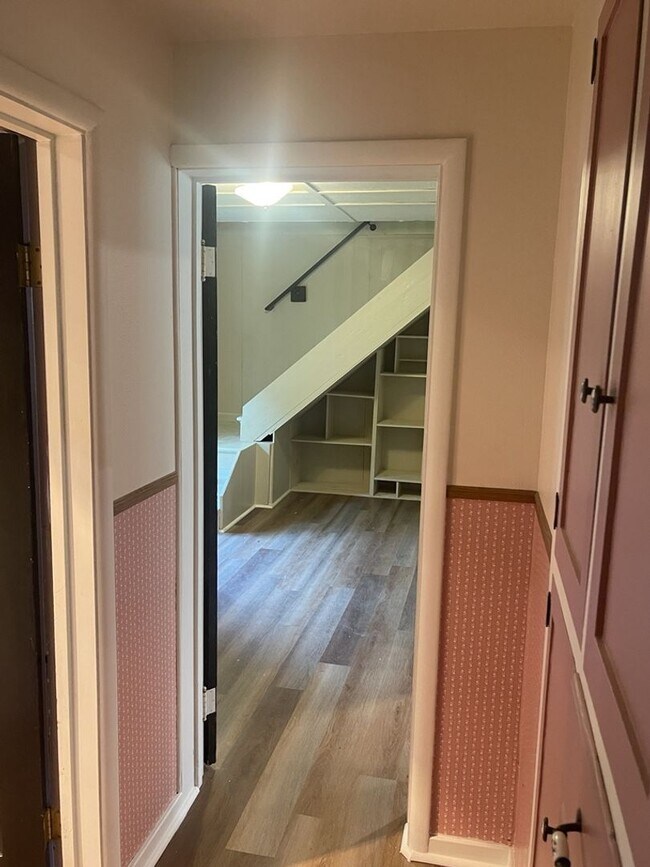 Photo - Updated 8 Bedroom Home for Rent!