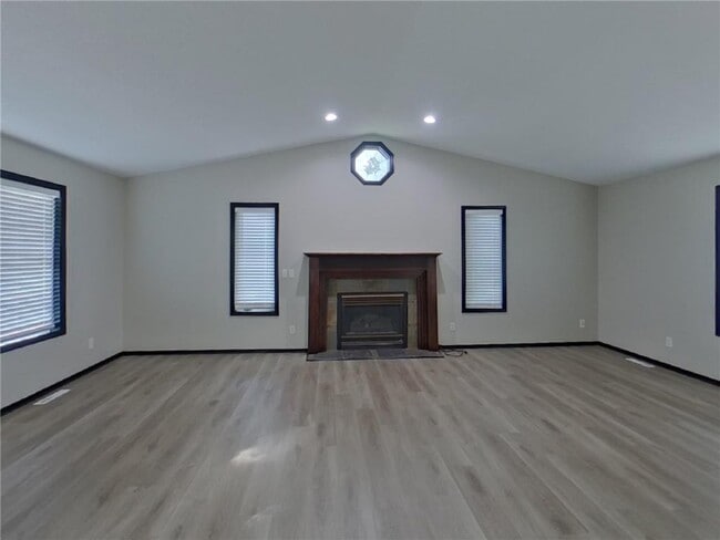 Photo - 19158 Evans Cir