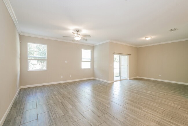 2123 Cerulean Sky Dr