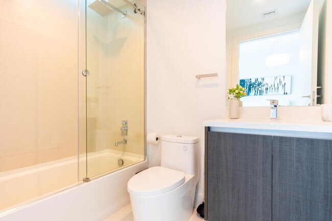 Photo - 1150 NW 102nd St Unidad 702