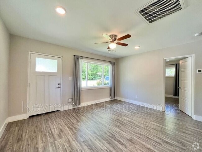 Building Photo - 5460 Florida Ave Rental
