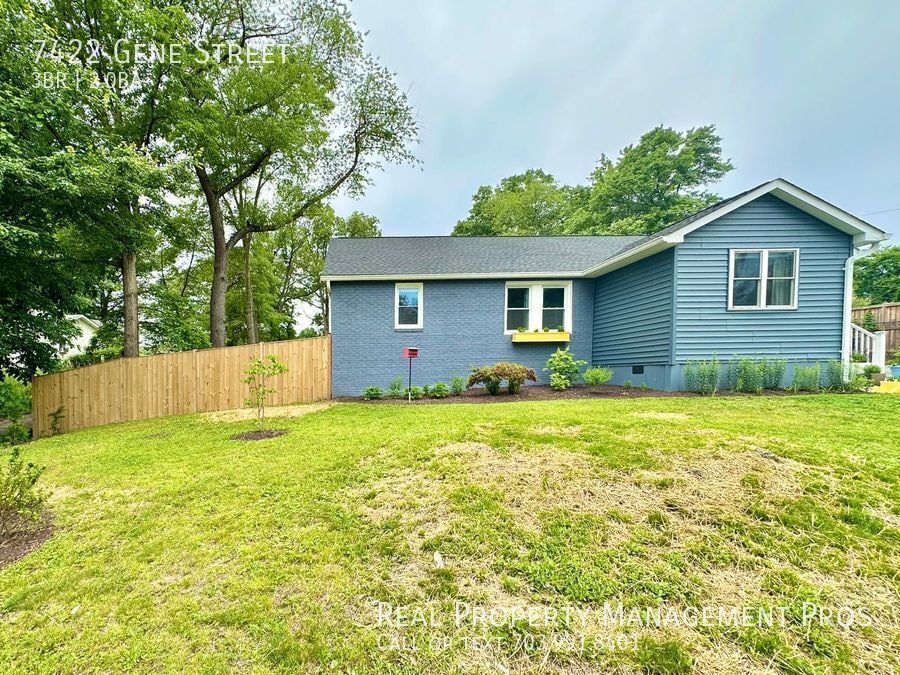 Photo - 7422 Gene Street-