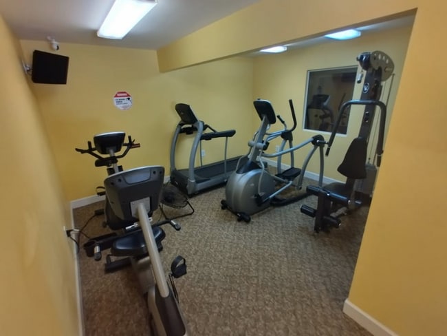 600 Reusens Rd Unit J111