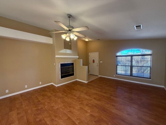 Photo - 3 Bedroom Home Near Louisiana Blvd NE & Paseo Del Norte Blvd NE!