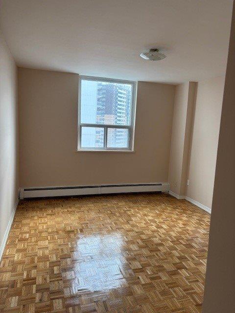 Photo - 3950 Lawrence Ave E