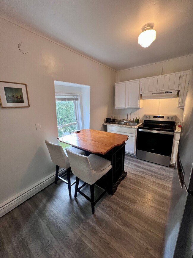 146 High St Unit 3