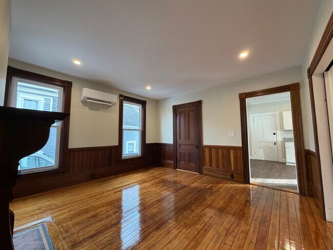 Photo - 5 Walker St Unit A