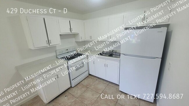 Building Photo - 429 Duchess Ct Unit D