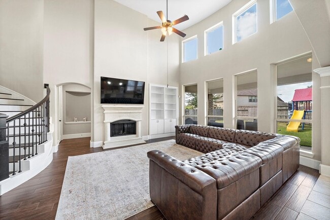Photo - 31041 Pecan Creek Dr