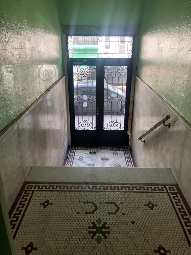 Photo - 91 Jordan Ave Unit 3