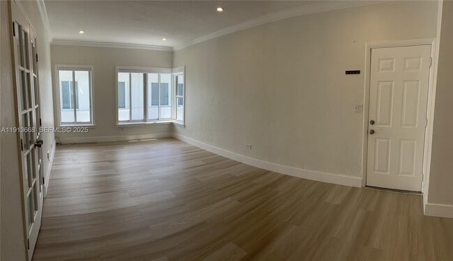 Photo - 1990 Bay Dr Unit 17