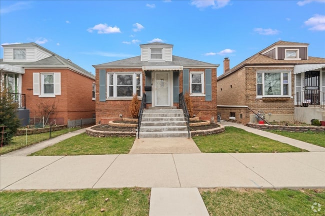 Building Photo - 3526 S 53rd Ave Rental