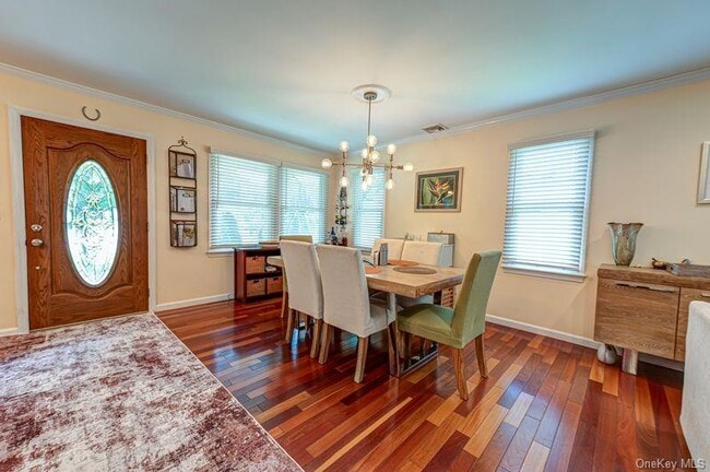 Photo - 414 2nd Ave W
