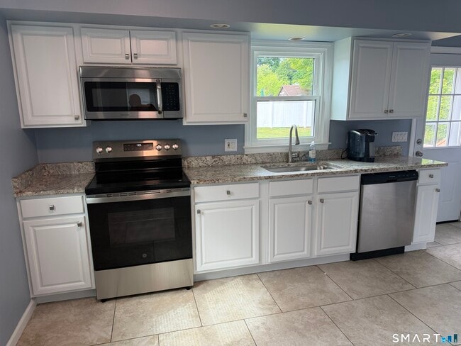 Photo - 61 Park Cir