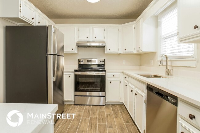 Photo - 160 Oak Forest Dr
