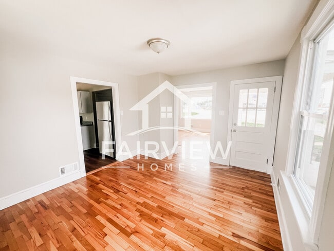 Photo - 3239 Mayflower Dr