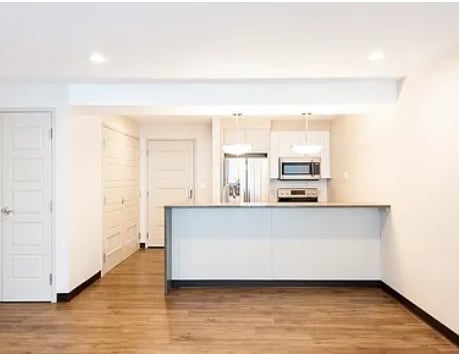 Building Photo - 11 Dorchester St