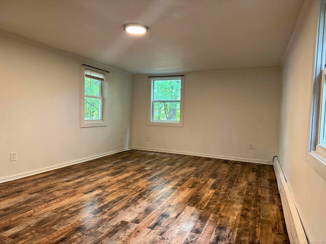 Photo - 10 Tiffany St Unit B