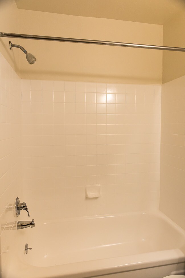 Burtons Landing Apartments Grand Rapids, MI