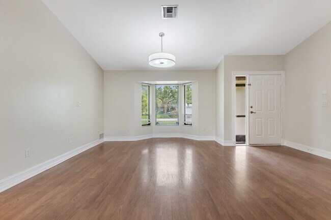 Photo - ** GOLDEN GATE CITY ** 3 BED + DEN / 2 BATH - FENCED YARD - NO HOA! - ANNUAL RENTAL