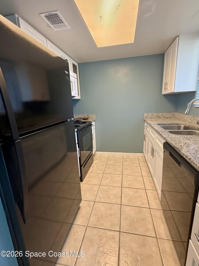 Photo - 3814 Tree Ridge Ln NE