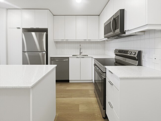 Photo - 8500-8519 19 Ave SE Unit 3505