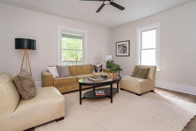 348 E Morrill Ave