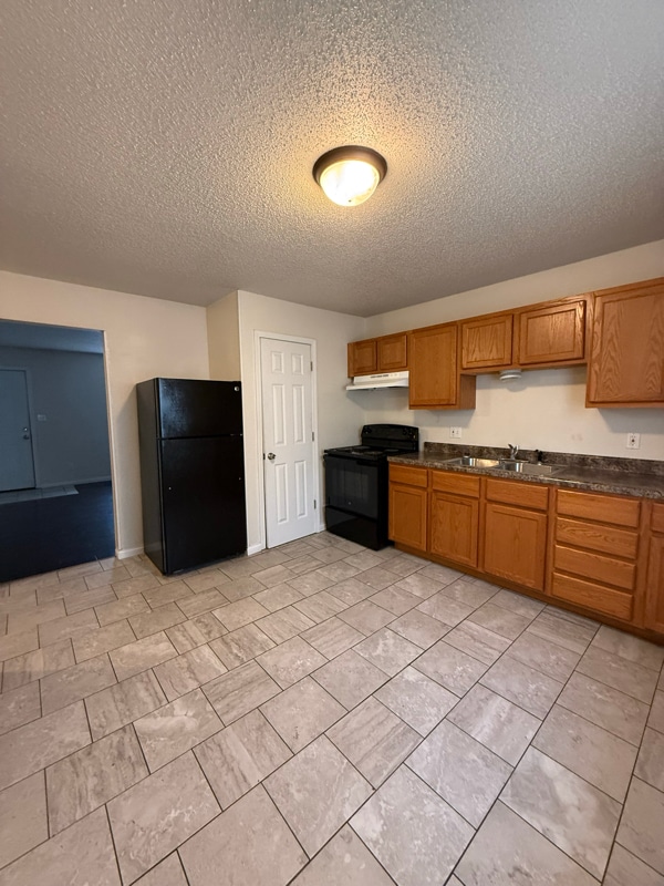 Photo - 301 Adams St