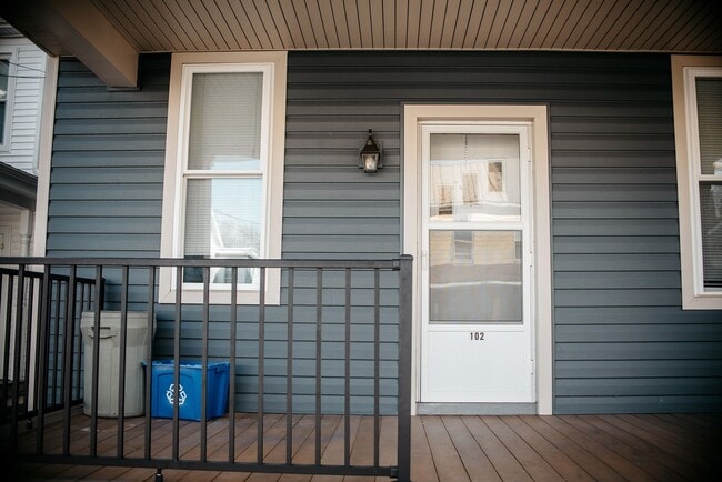 Photo - 204 E High St Unit 102